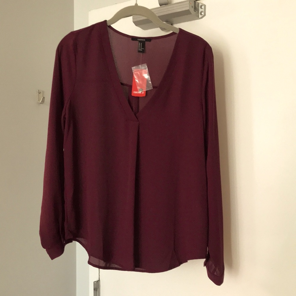 V Neck Long Sleeve Blouse. Burgundy. Sz Med